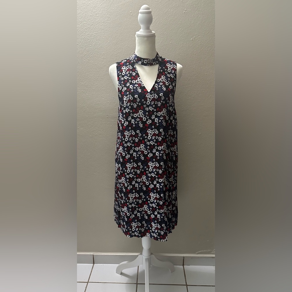 Kensie Black Floral Dress - Picture 2 of 8